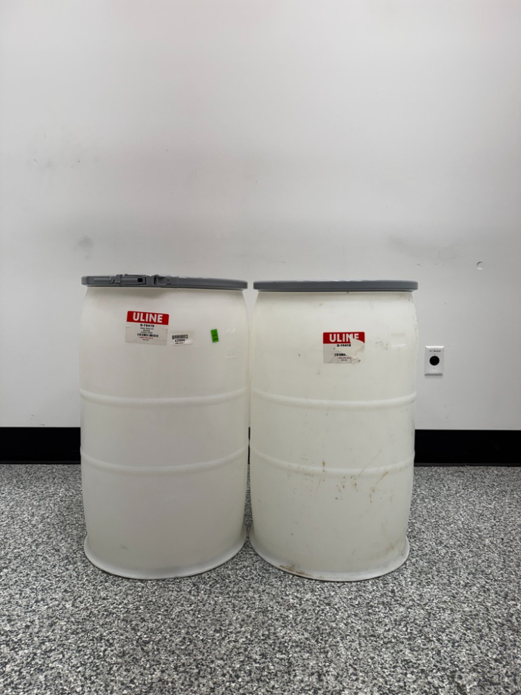 Image of Uline 30-Gallon Open-Top Plastic Drums With Lids